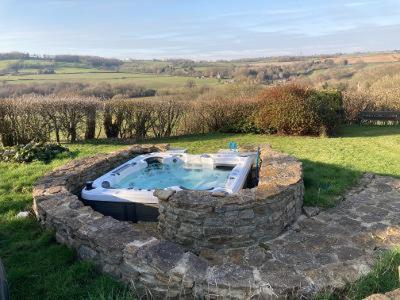 Thistle Barn Apartment Bath Exterior photo